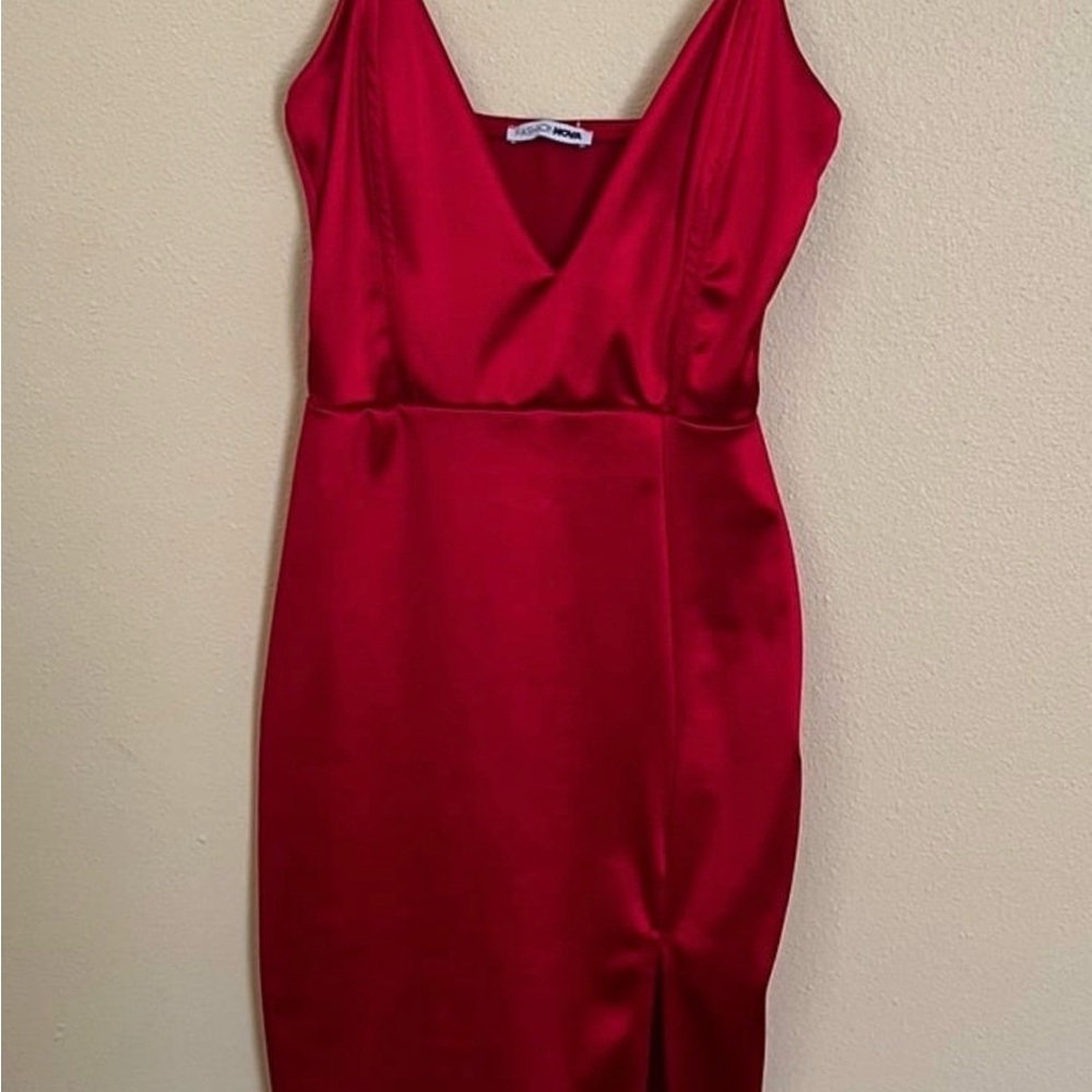 ✅Fashion Nova - Red Midi Dress!